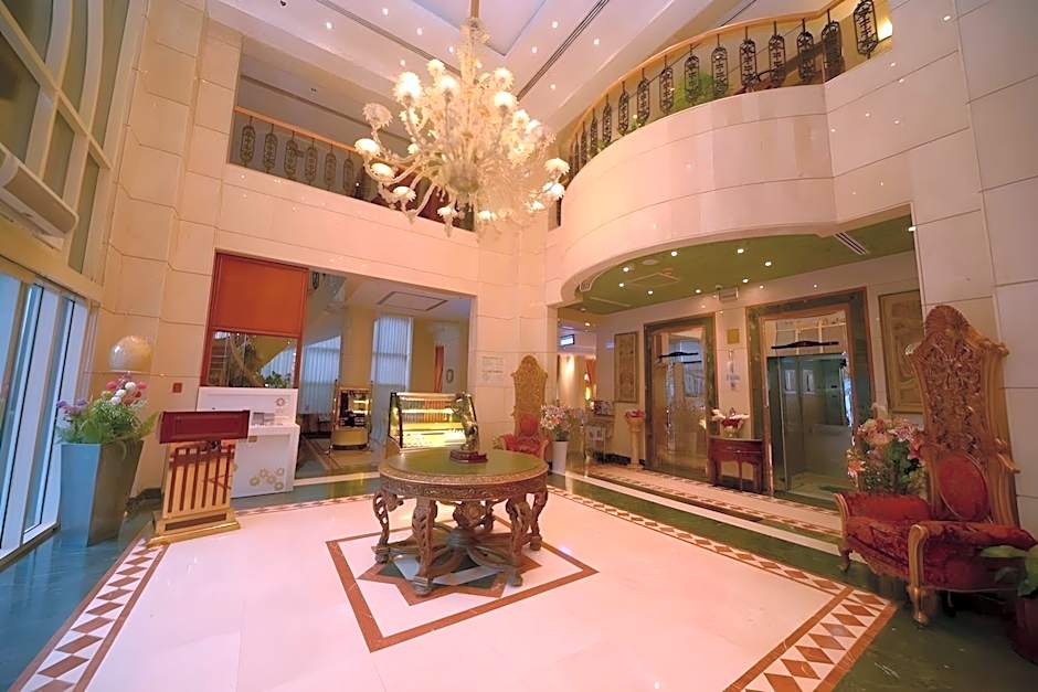 Nejoum Al Emarat