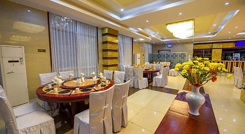Kololo Courts Hotel And Restaurant