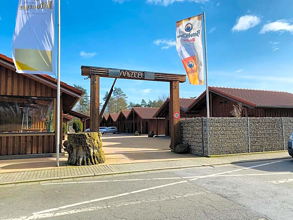 Roadcamp - American Motel & Sportsbar