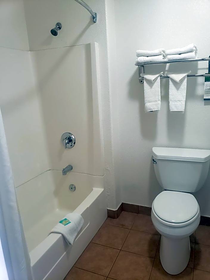 Fairview Inn & Suites