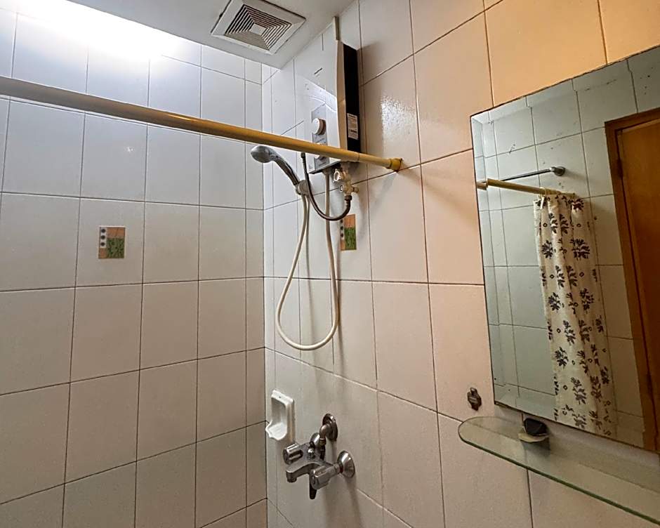 [ACTIVE] Fuente Oro Business Suites
