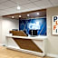 Holiday Inn Express Indianapolis Airport By IHG
