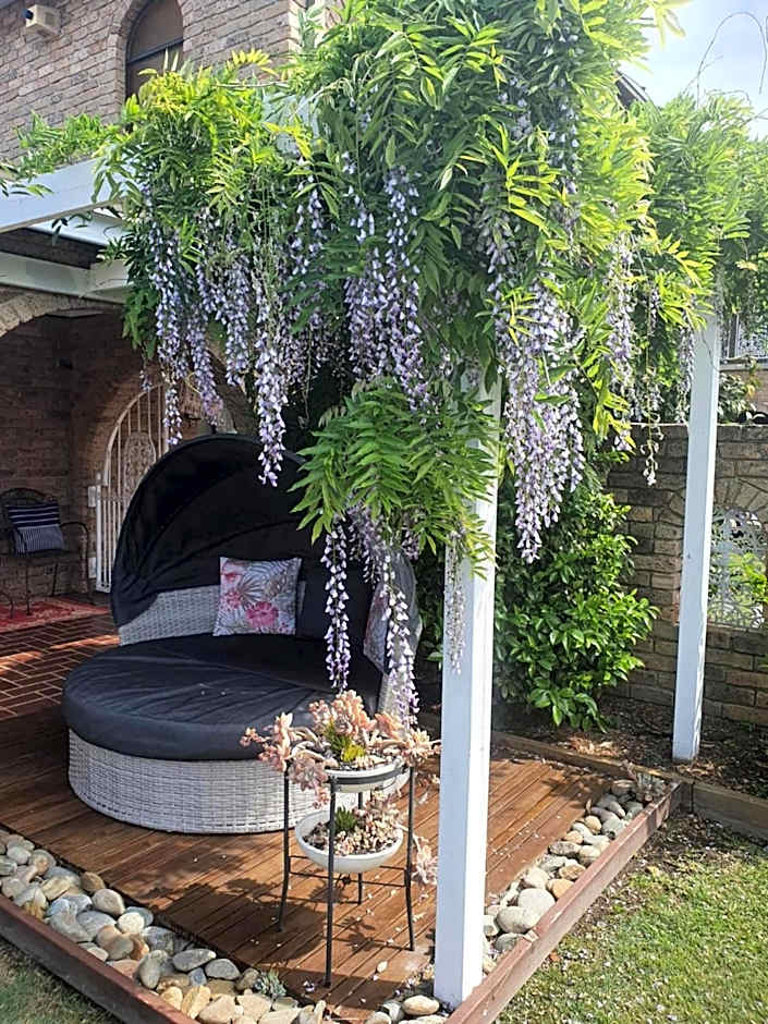 The Sanctuary at Paradise Beach B&B