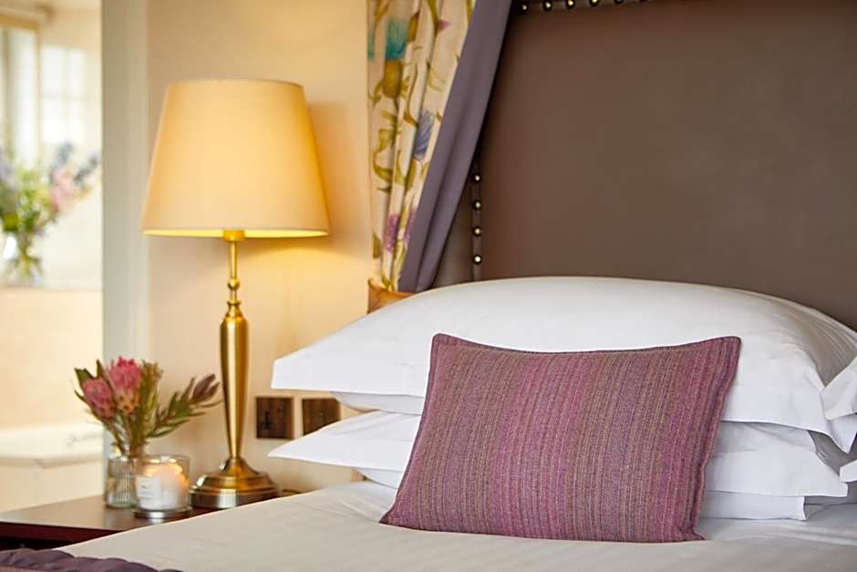 Macdonald Forest Hills Hotel & Spa