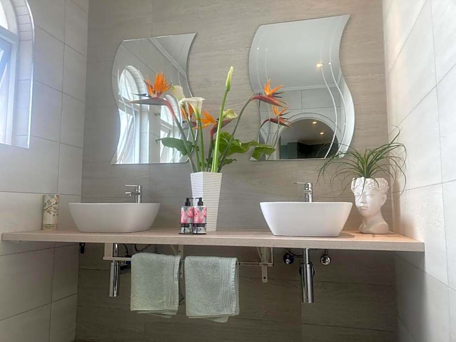 Bollinger Guest House