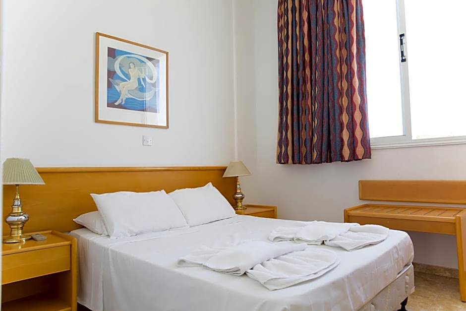 Eliofos Elegant Maisonettes