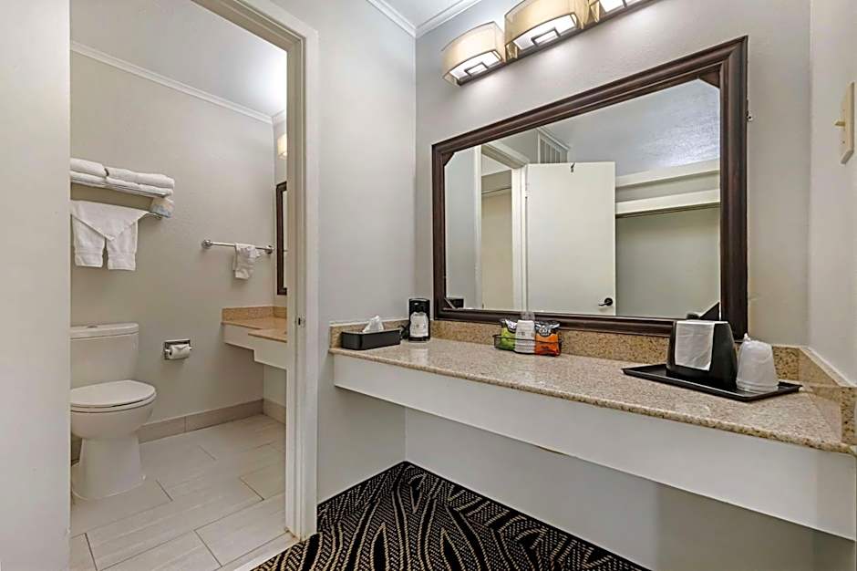 Best Western Red Carpet Inn