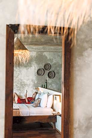Deluxe Double Room with Balcony and Sea View