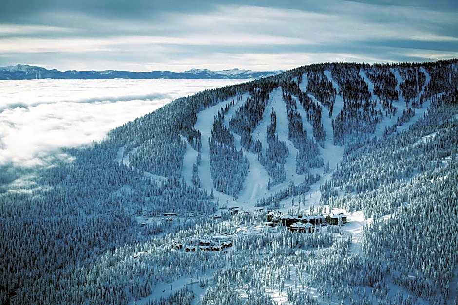 The Ritz-Carlton Lake Tahoe