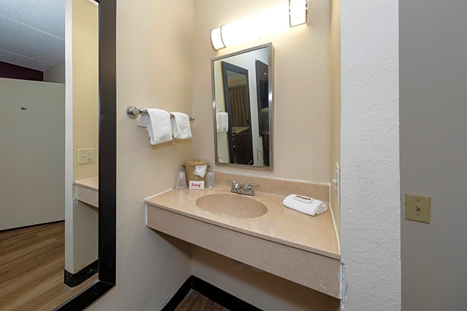 Red Roof Inn Tampa - Brandon