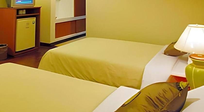 Ubon Hotel