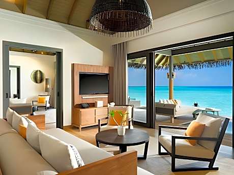 One Bedroom Overwater Pool Residence (Sunset View)