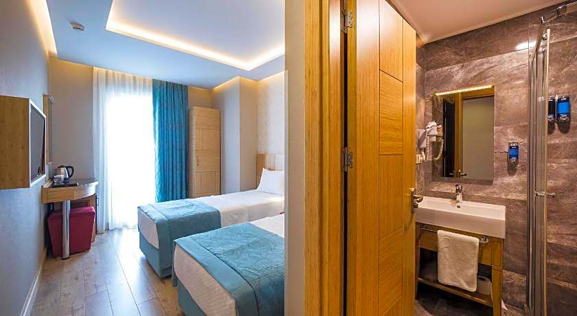 The Meretto Hotel LALELi