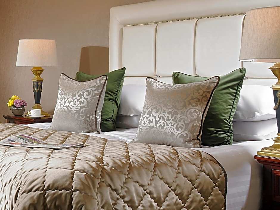 Photo 1 of 5 of 1 King Bed