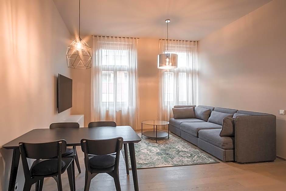 Aparthotel Rimska 14