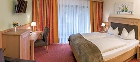 Double Room with Balcony or Terrace