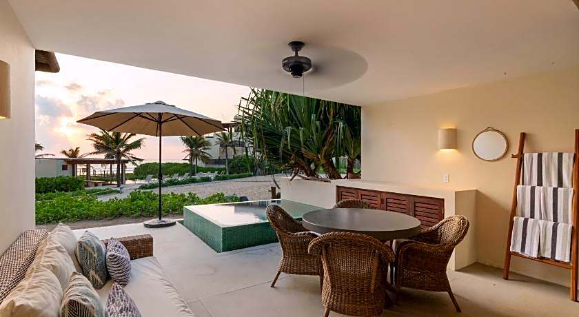 Marea Beachfront Villas