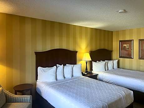 Queen Room with Two Queen Beds - Non-Smoking