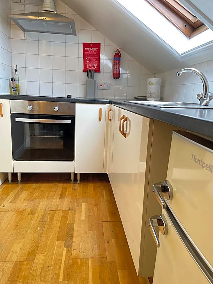 The White Lodge Hotel