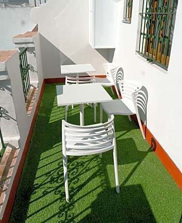 Double Room with Shared Bathroom - twin beds