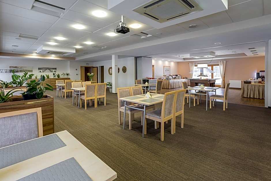 Hotel Orange Przeźmierowo