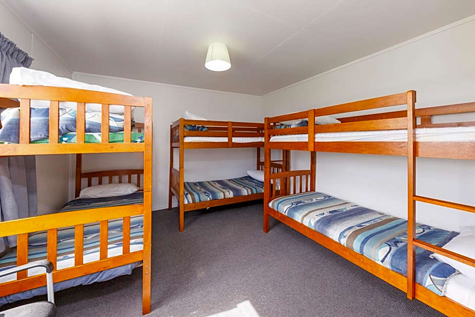 Foxton Beach Holiday Park