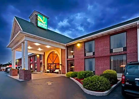 Quality Inn & Suites Somerset Downtown