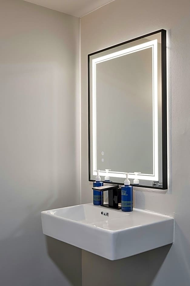 Four Points by Sheraton Englewood Centennial Airport