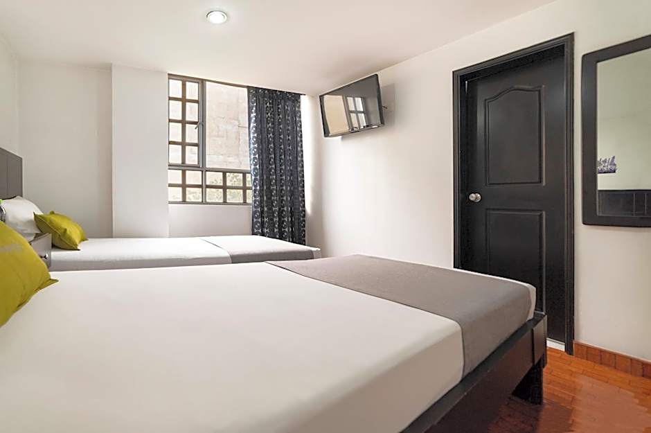 Hotel Dorado 100