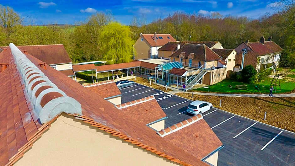 Logis Hôtel Restaurant Le Moulin de la Coudre