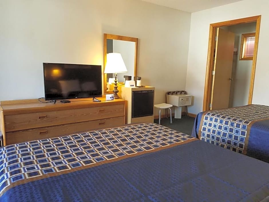 Travelodge by Wyndham Lake George NY