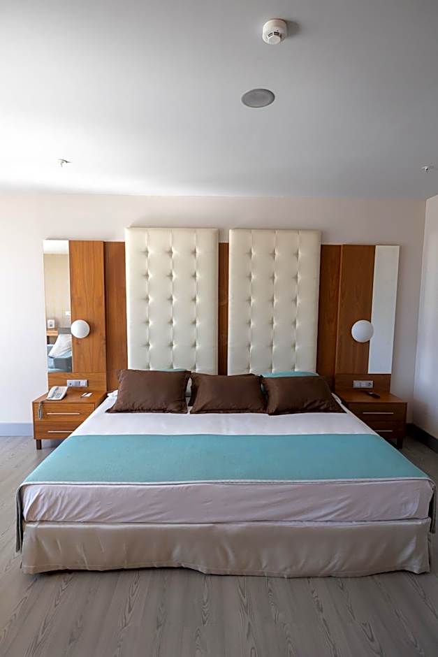 Hotel Ciudad de Ponferrada an Ascend Collection Hotel