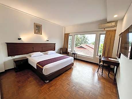 Grand Deluxe