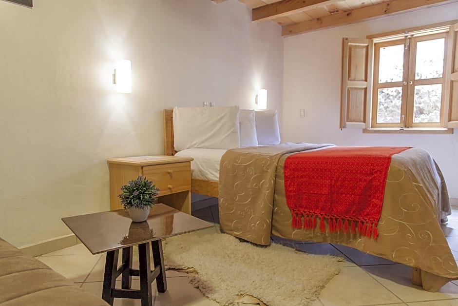 Hotel Adobe & Teja