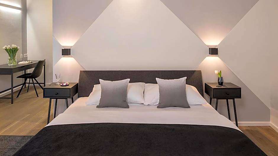 Blackhome Graz I contactless check-in