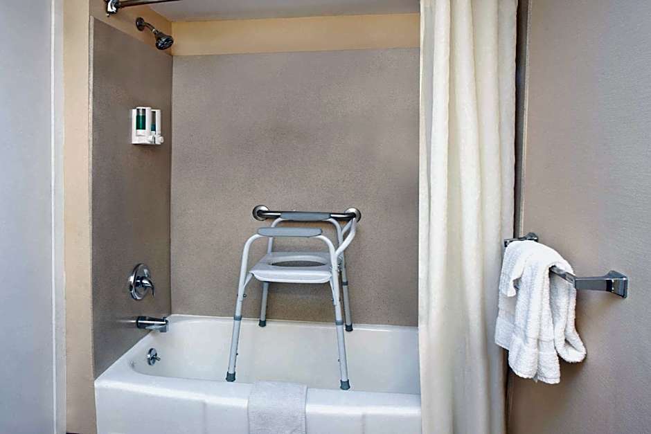 Super 8 by Wyndham Chicago/Rosemont/O'Hare/SE