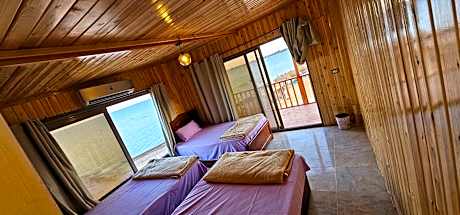 Quadruple Room with Sea View