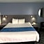 Travelodge Inn & Suites by Wyndham Anaheim on Disneyland Dr