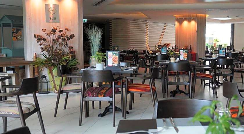 Wyndham Grand Nai Harn Beach Phuket