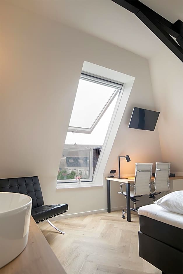 Snoozz Hotels Bolsward Boutique hotel zonder receptie met digitale sleutel