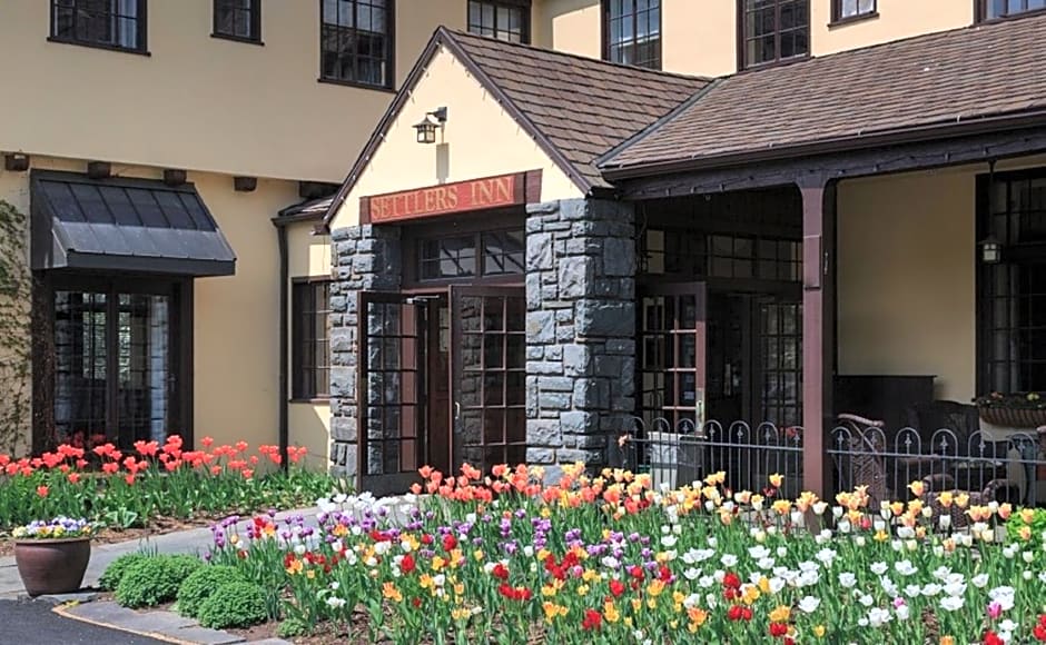 Settlers Inn