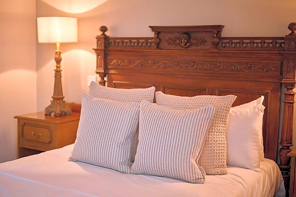 The Atherstone Red Lion Hotel