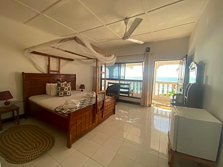 Deluxe Room with Ocean View