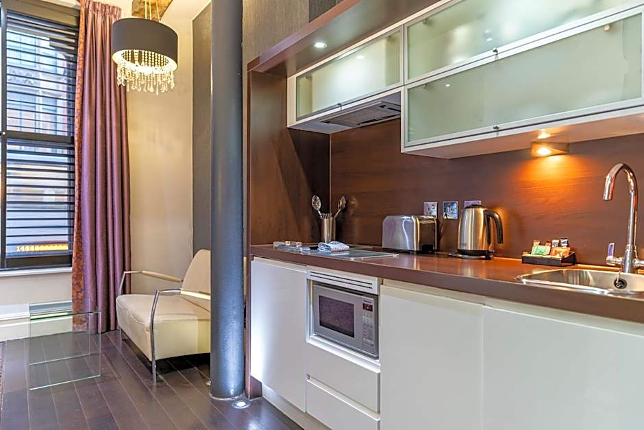 Roomzzz Manchester City