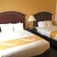 Quality Inn & Suites Airport