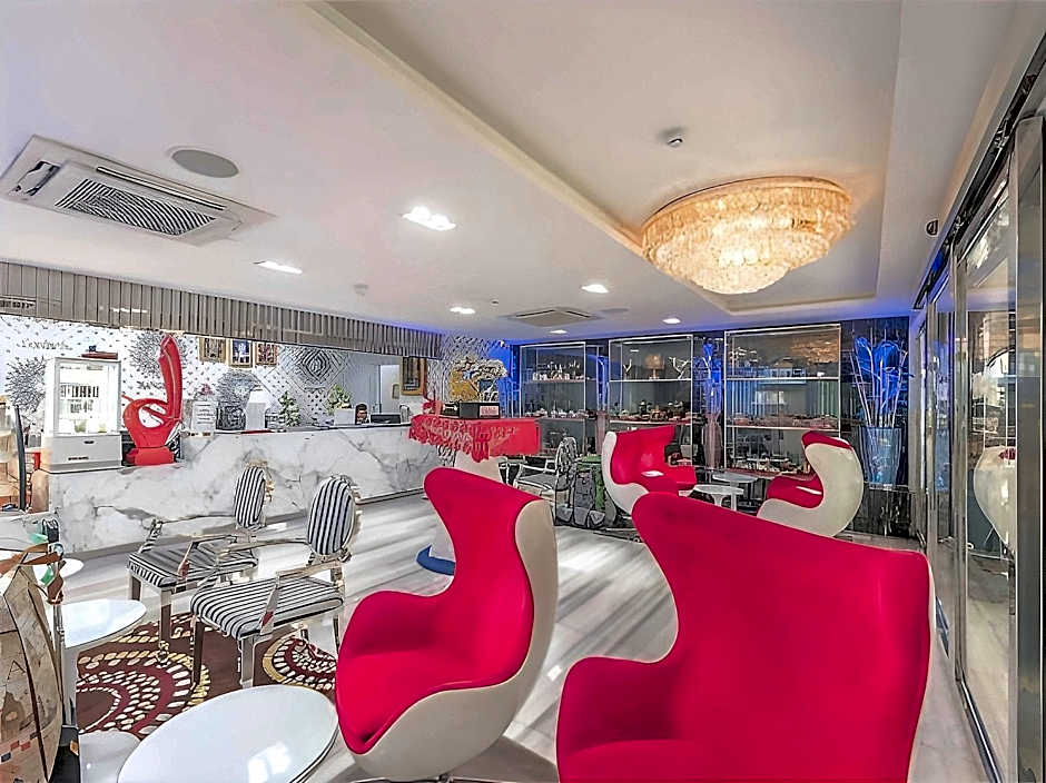 Top High Airport Link Hotel