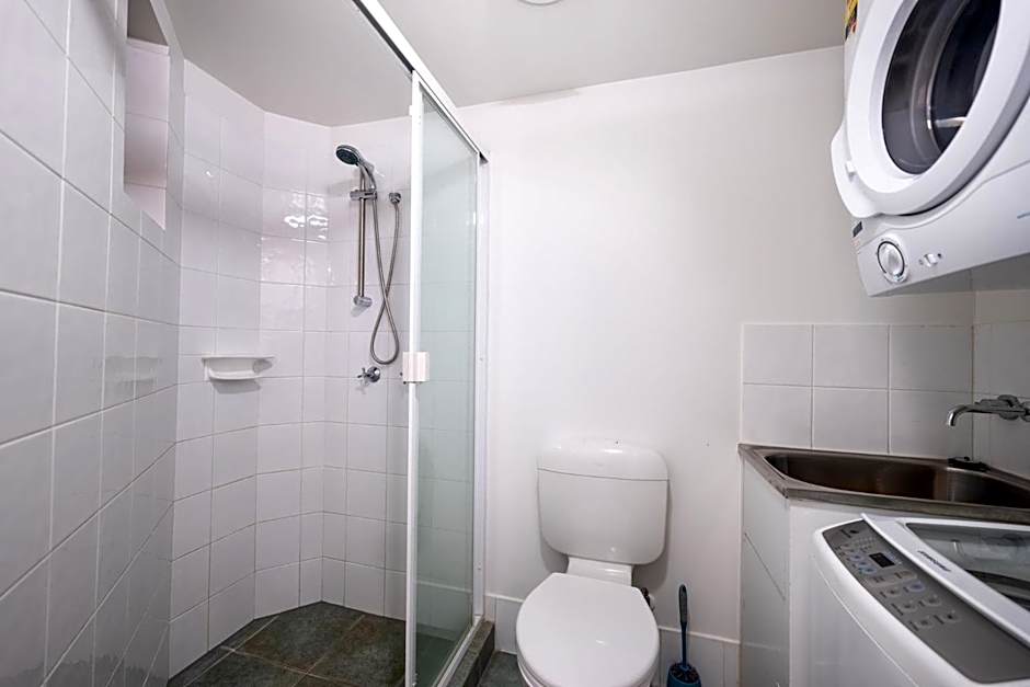 Noosa River Sandy Shores Hotel