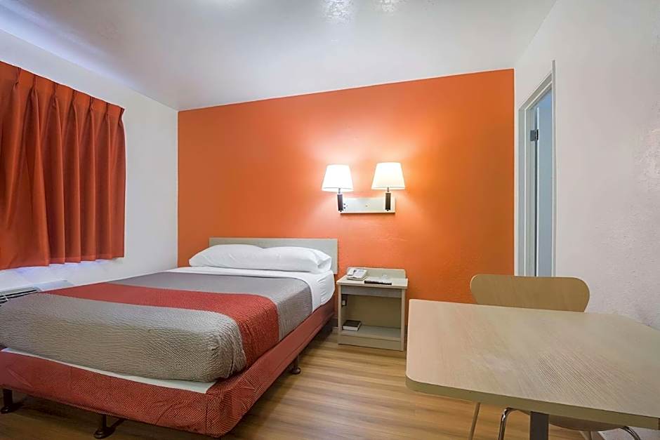 Park Inn by Radisson, Lakewood