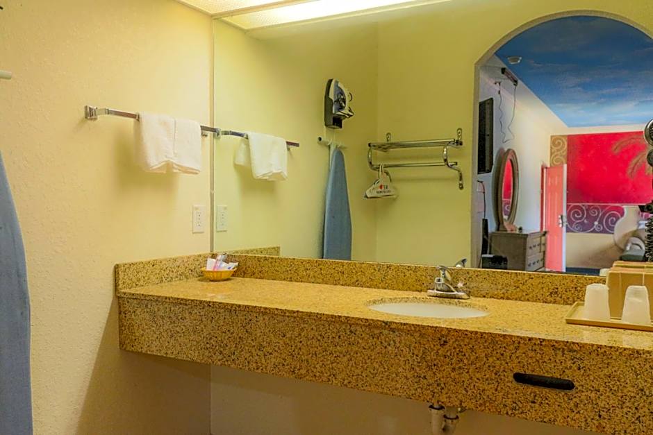 The Symphony Inn & Suites