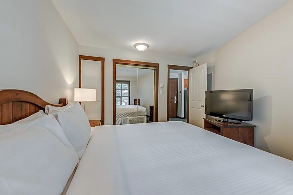 Photo 1 of 7 of 1 Bedroom Suite